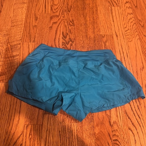 Nike Dri Fit Woman’s Blue Athletic Shorts Size S - Picture 2 of 3